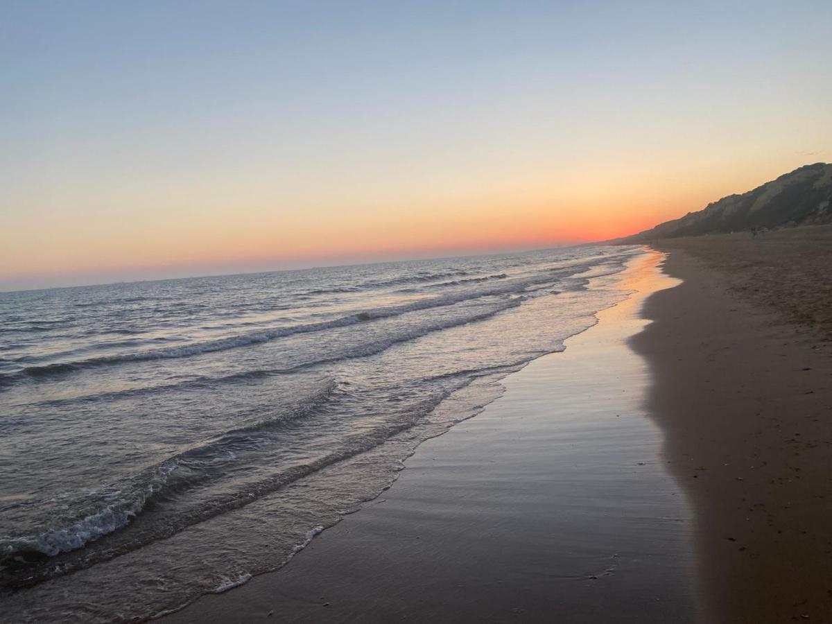 Apartamento Punta Umbria Junto A La Ria المظهر الخارجي الصورة
